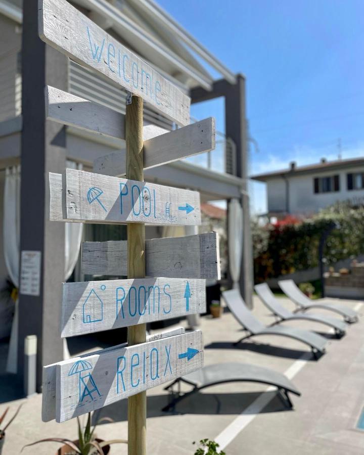 A Casa Di Sabina Hotel Desenzano del Garda Eksteriør billede